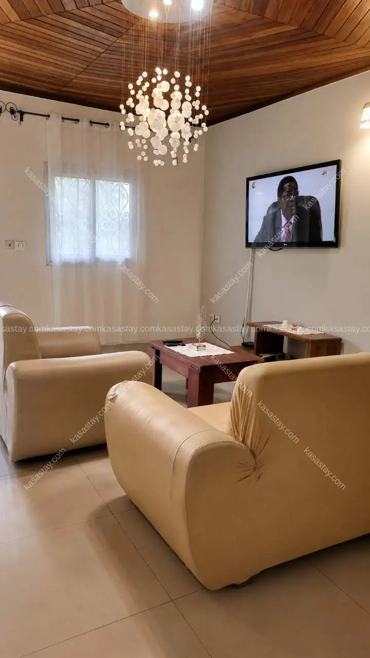 Studio in Mendong Market, Yaoundé, 1 bedroom 2