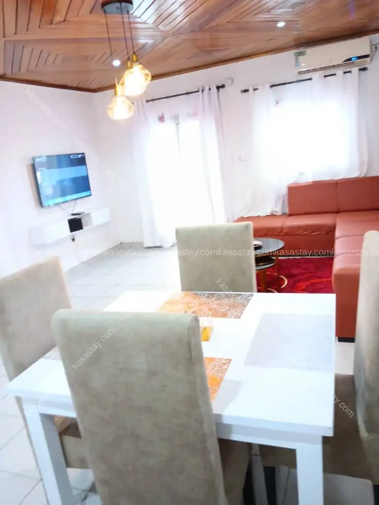 Appartement meublé Logpom 5
