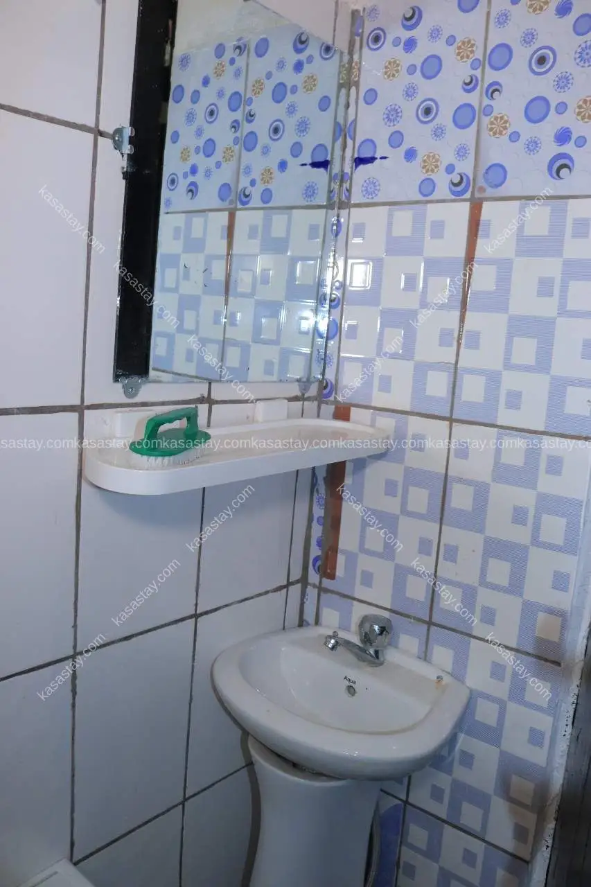 House in School De Dombè, Kribi, 3 bedrooms 2