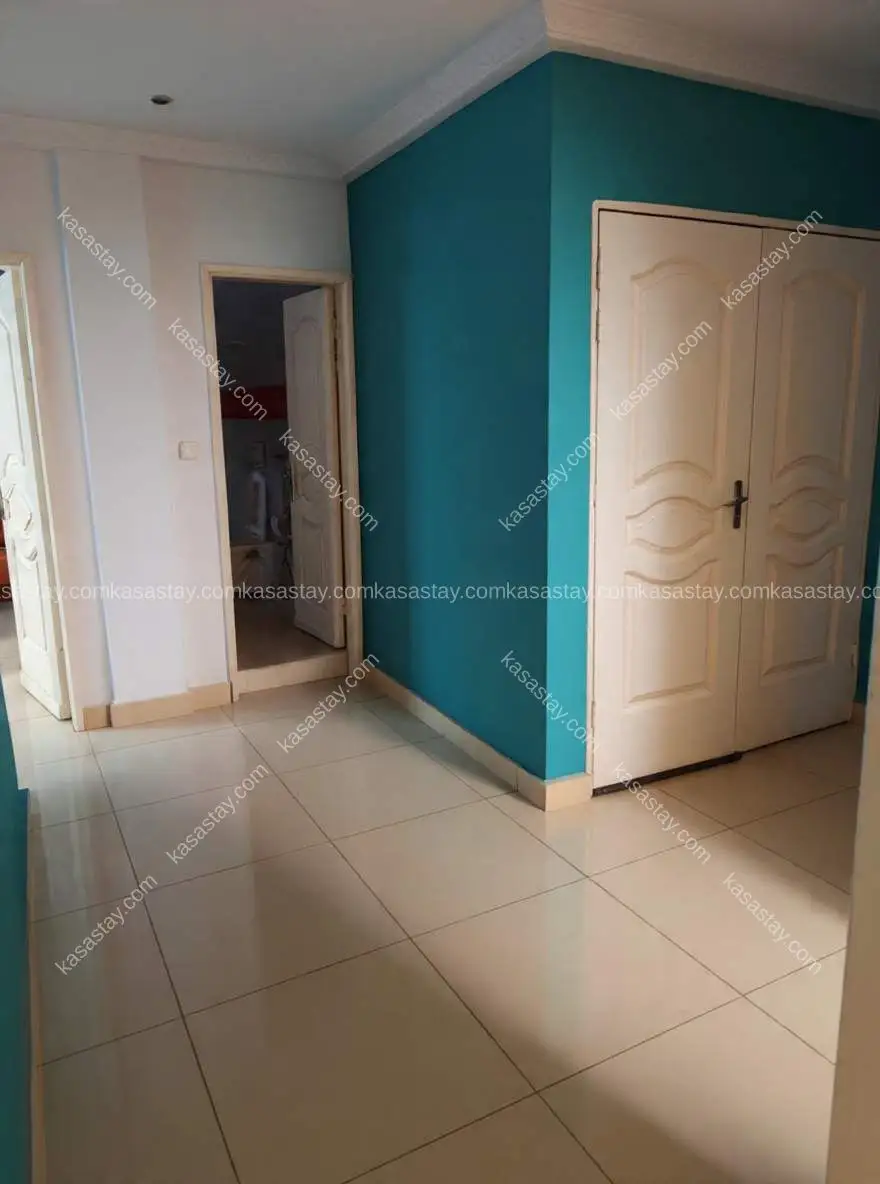 Appartement à Kotto Fin Goudron Banguè DOUALA, 2 chambres 5
