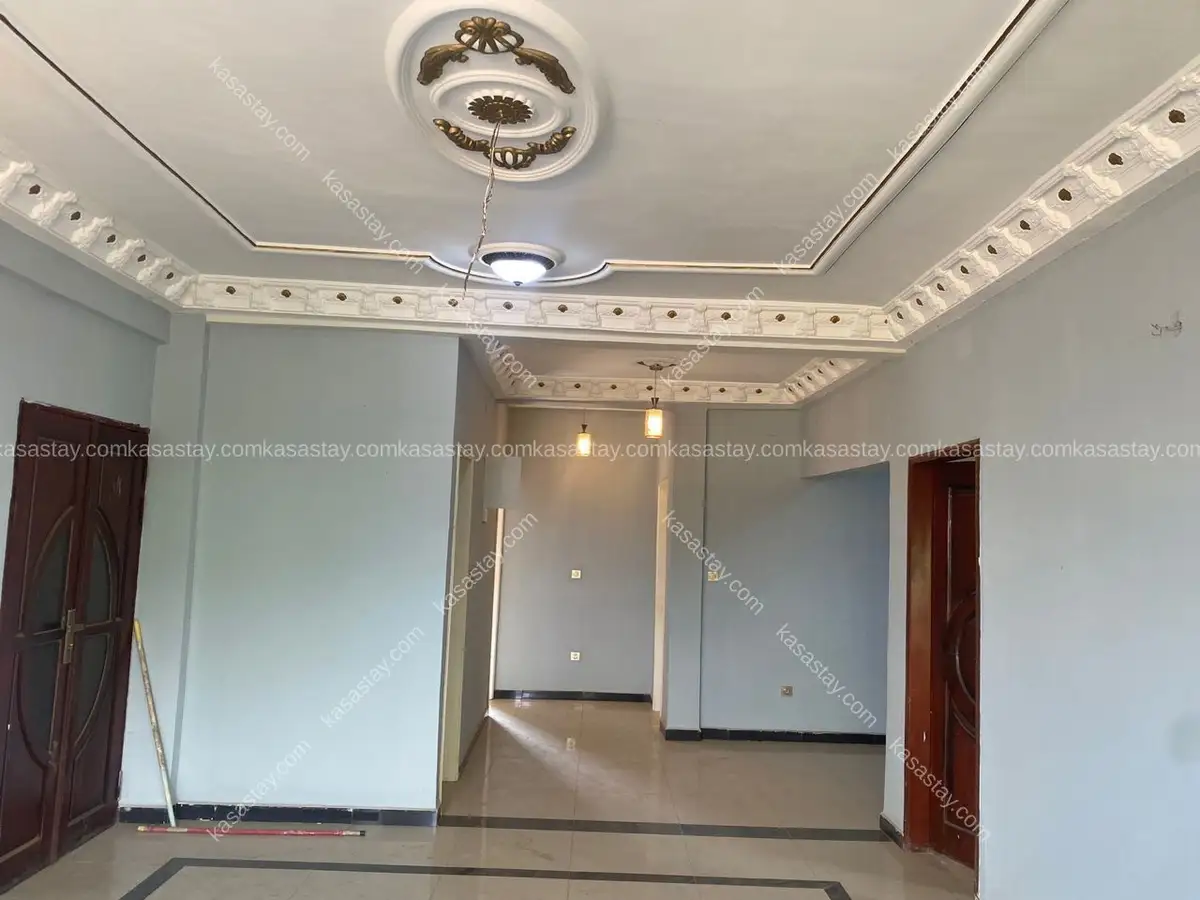 Bureau Moderne créatif à louer à la Maison Damas 4