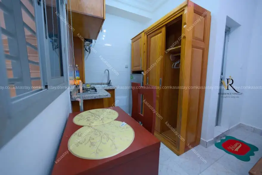 Chambre meublée américaine par résidence Vinelly (Total nkolbong) 3