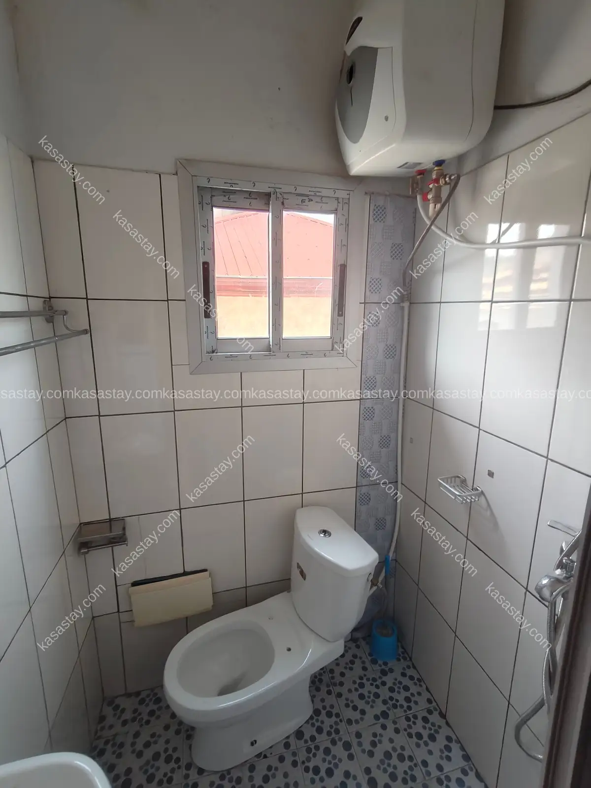 Chambre meublée Ultra luxueux au niveau du commissariat odza 5