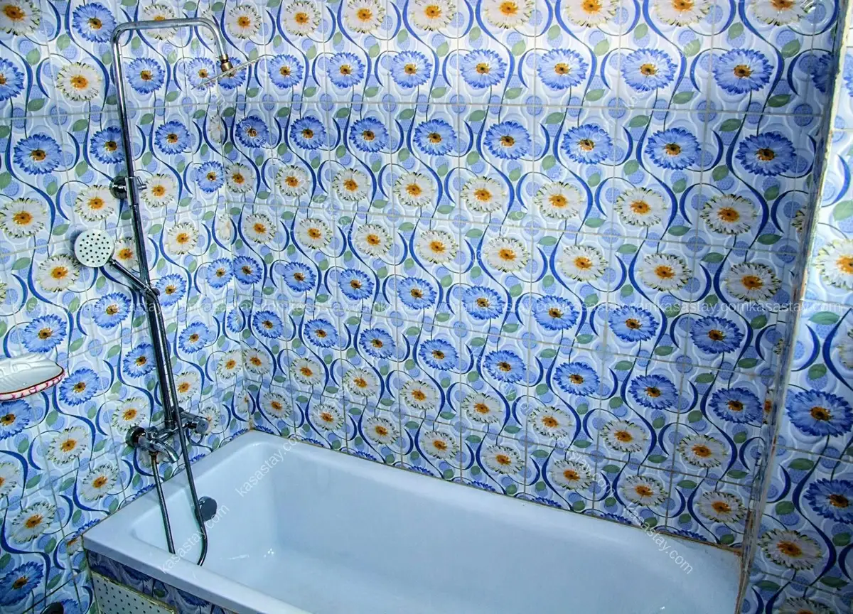 Continental Cozy Fully Furnished Luxurious guest house 003 situated a Tatam 5