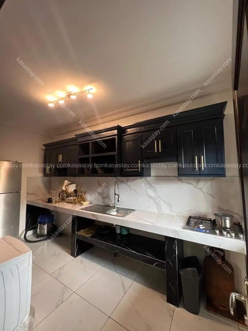 Appartement 1 par Résidence F ( Carrefour Logbessou ) 5