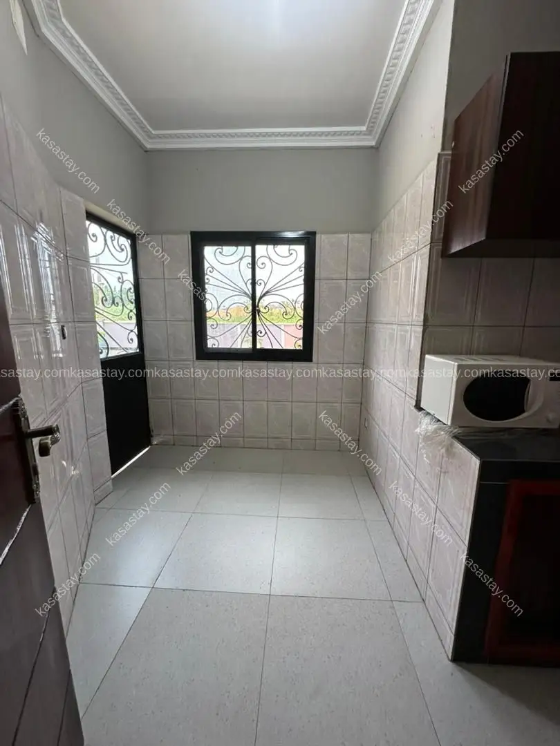 Appartement moderne meublé 1 KHAMEL Apparts (Awae Esaclier YAOUNDÉ) 5