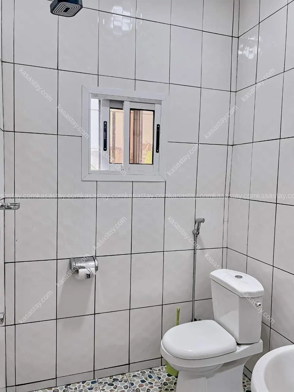 Rooms à Logpom, Douala, 1 chambre 5