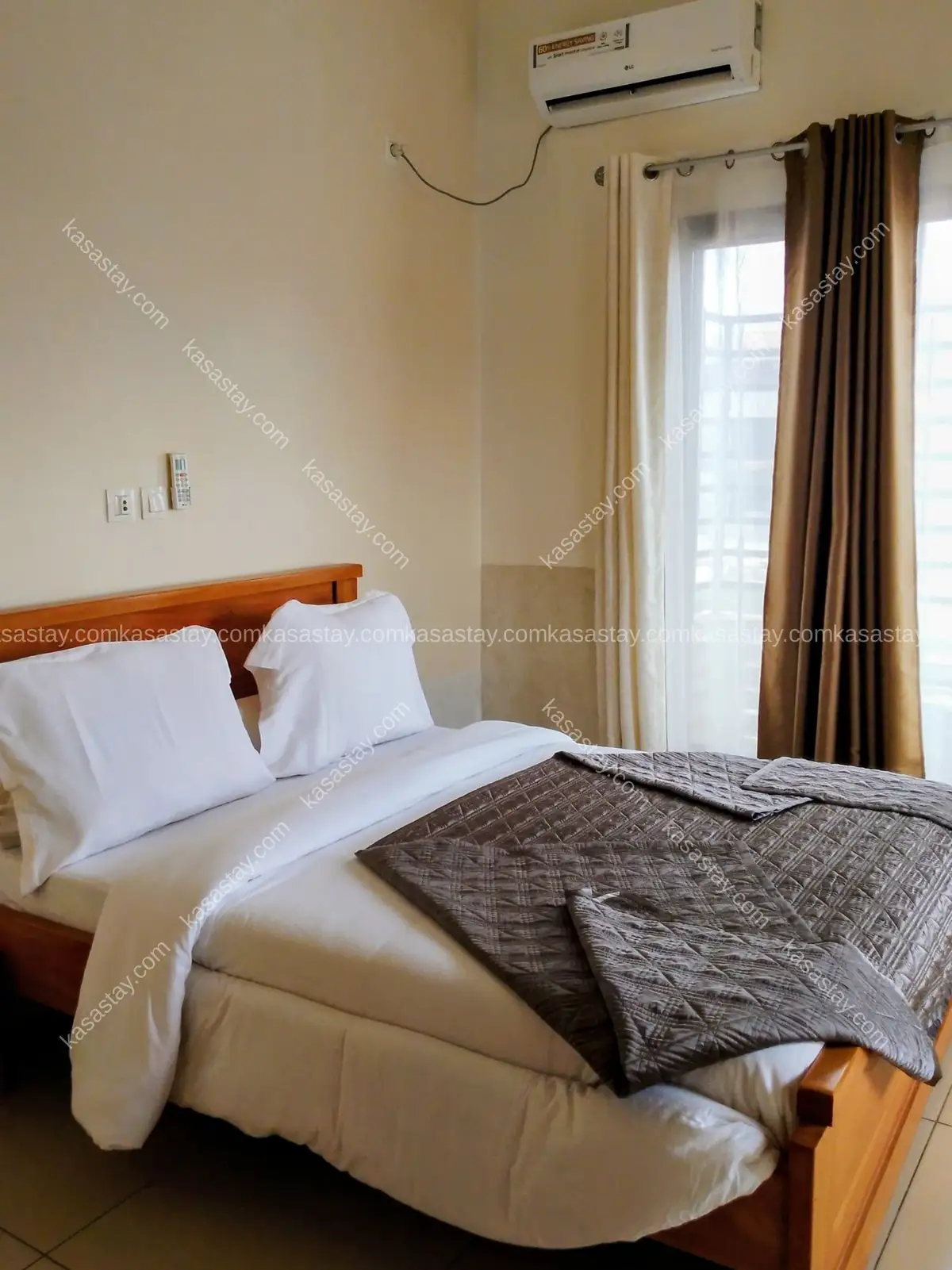 Apartment in Omnisports, Yaoundé, 3 bedrooms 4