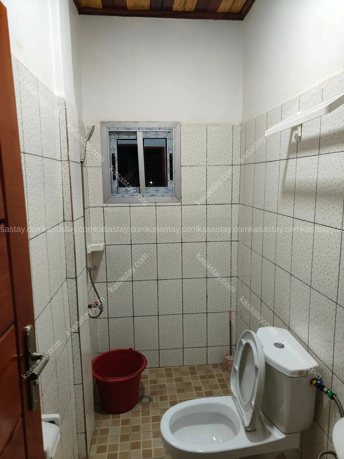 Studio Meublé Amelson 204 à simbock (Carefour Mbalgong 4