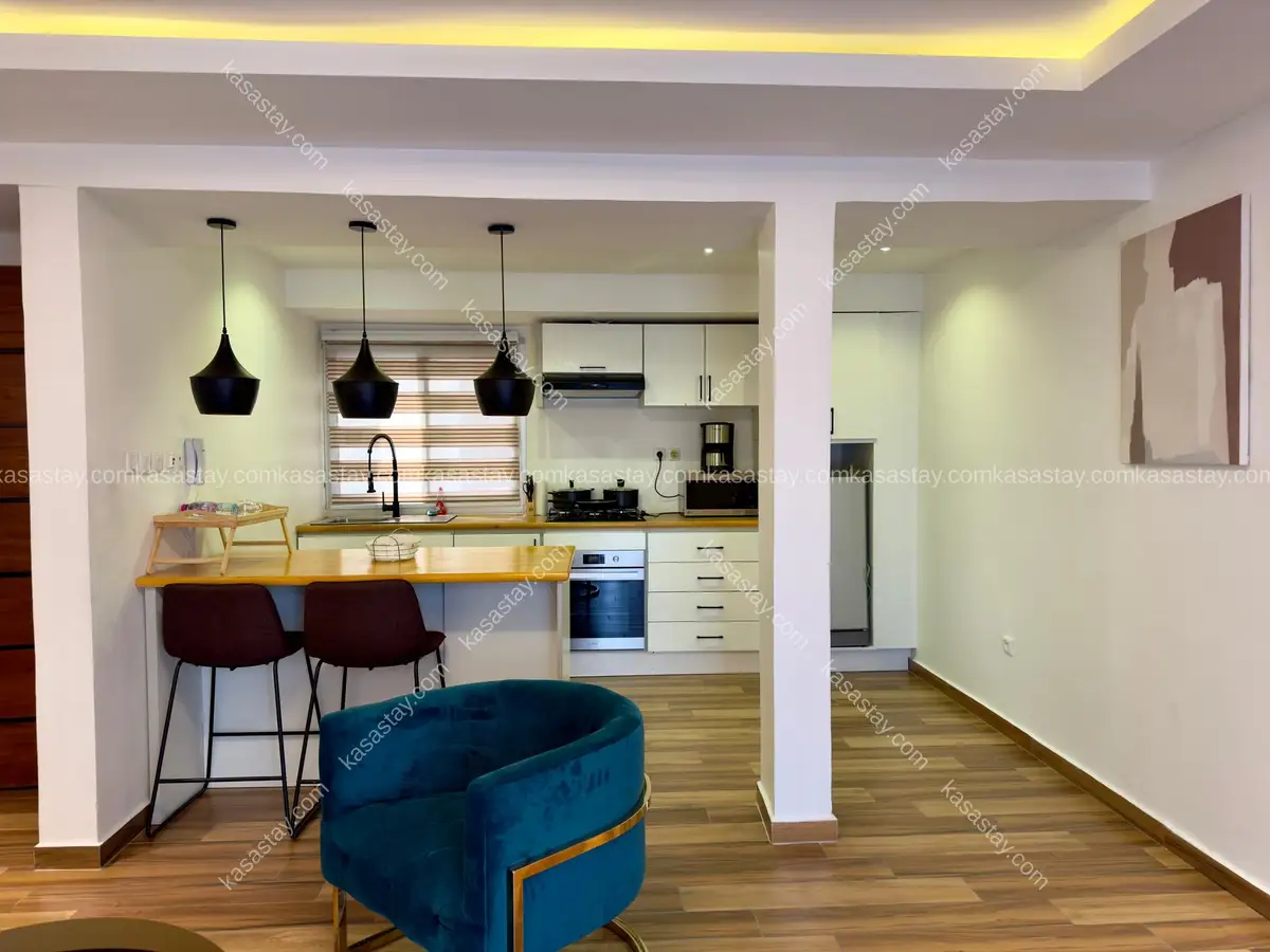 Appartement 'Miami' by SWANKY APARTMENT, Bonapriso Armée de l'air