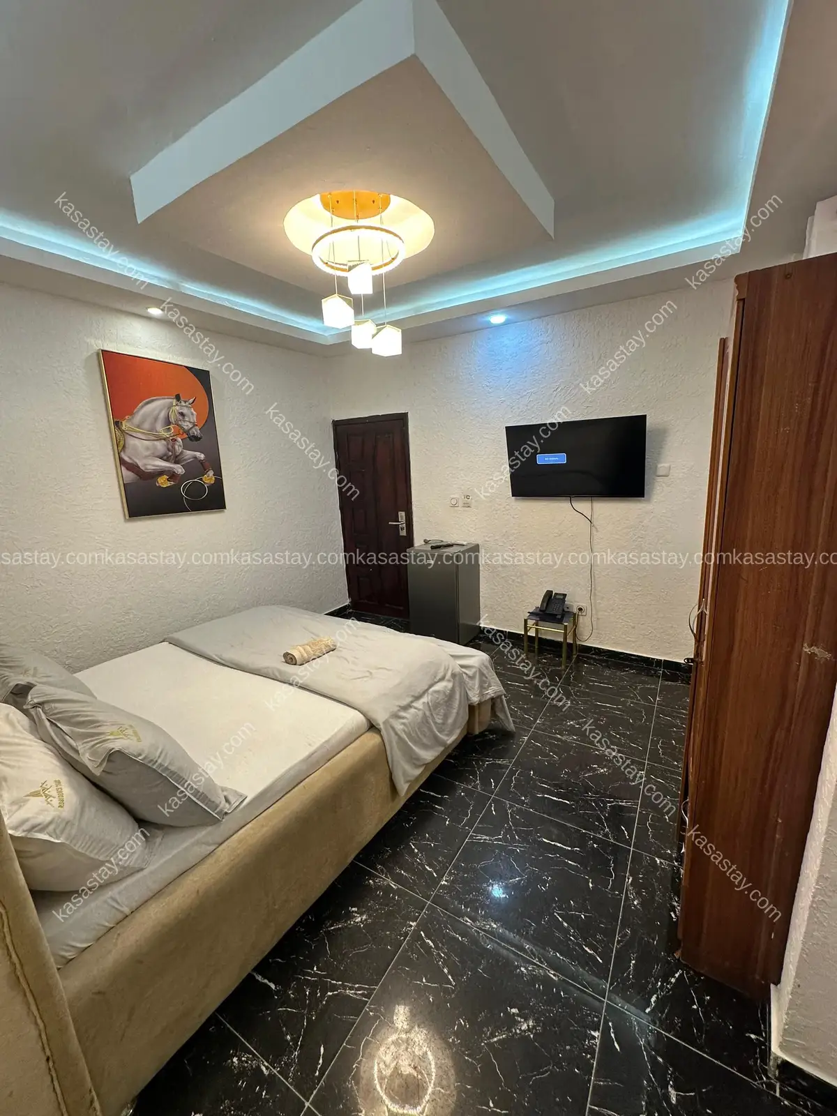 Chambre meublée Afrique du Sud by résidence TADE (MAKEPE CARREFOUR PATRICK MBOMA)