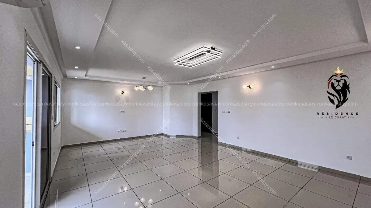 Apartment in Akwa I, 2 bedrooms 4