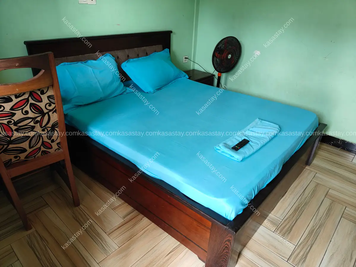 Chambre meublé 1 de la résidence Dema Biyemmasi 