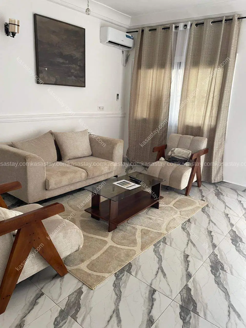 Apartment in Commissariat Odza, 3 bedrooms 2