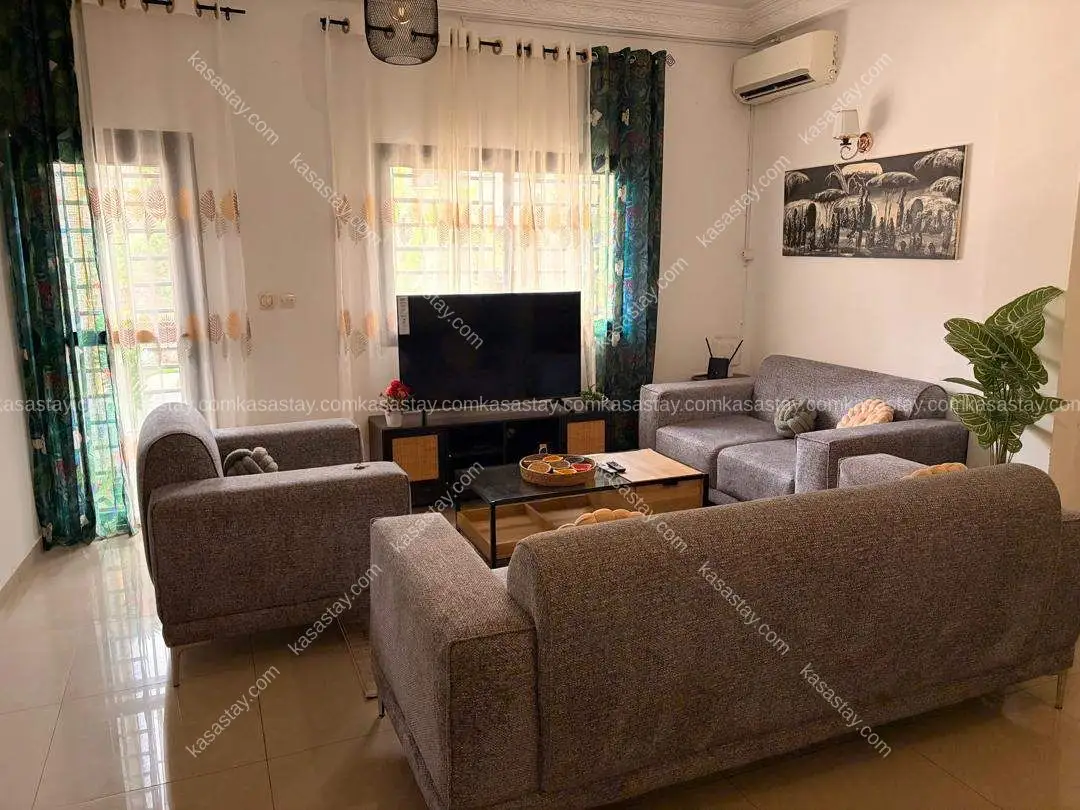 Studio in Bastos, Yaoundé, 1 bedroom 4