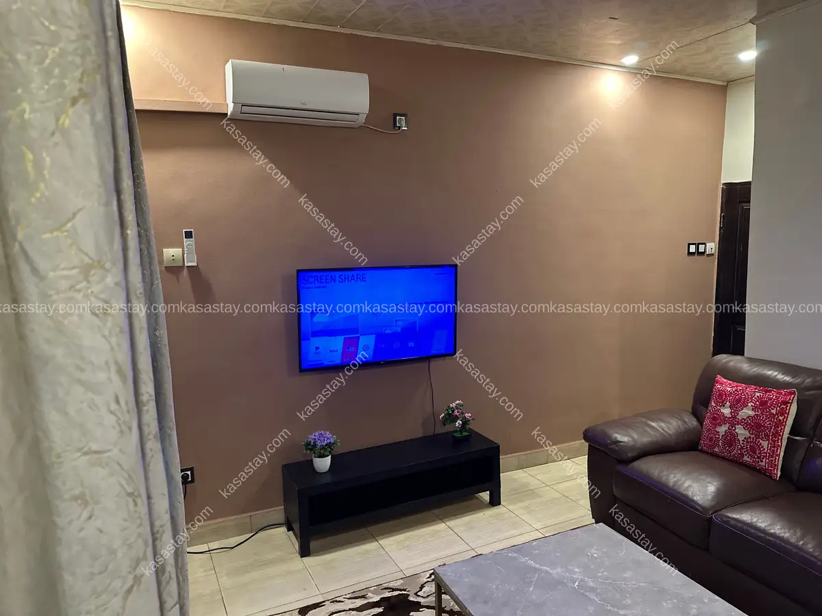 Studio in Damas, Yaoundé, 1 bedroom 4