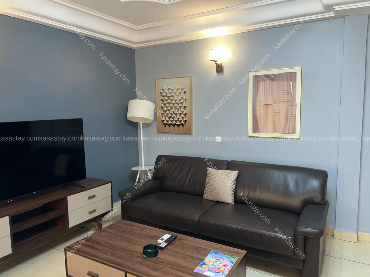 Appartement meublé 7B par RÉSIDENCE LOUMIA PREMIUM (Bonapriso) 2
