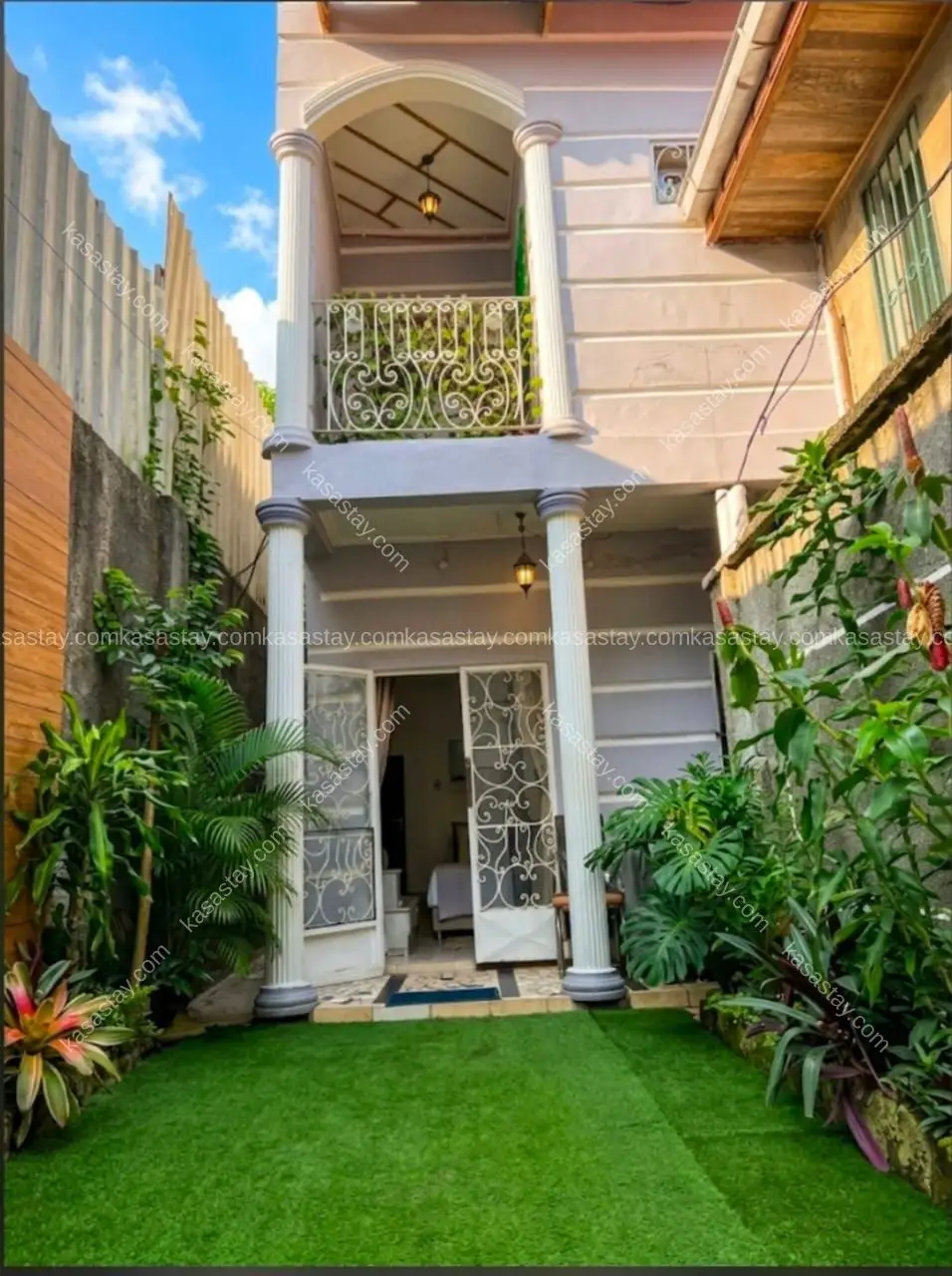 Duplex in Bastos, Yaoundé, 2 bedrooms 2