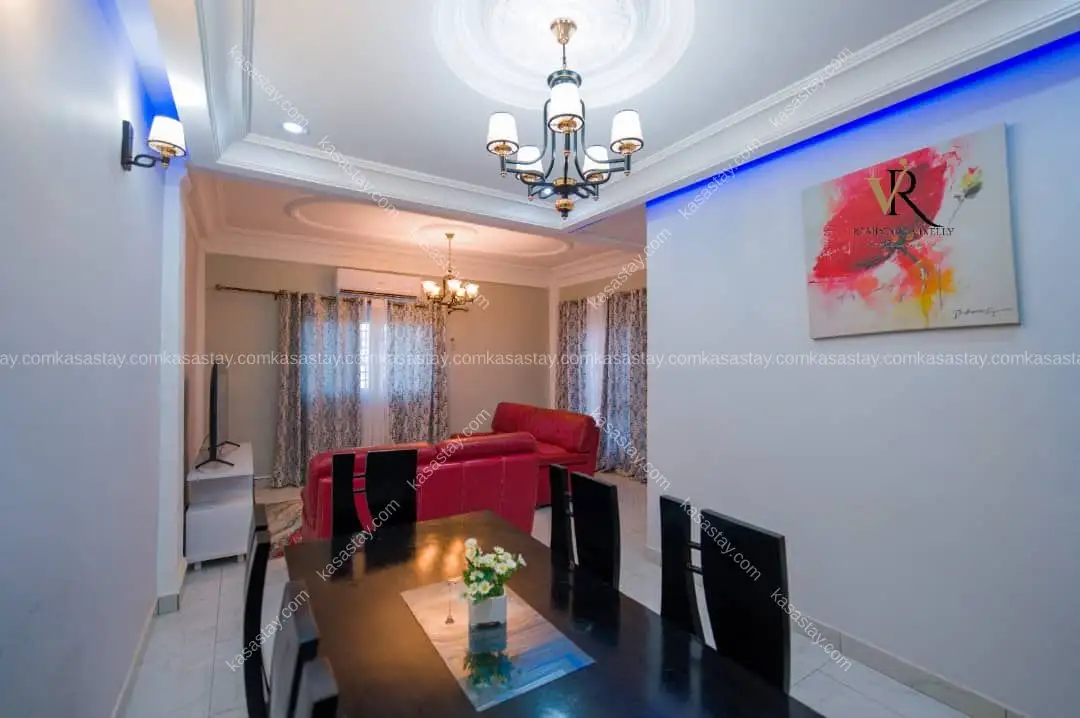 Appartements meublés 102 par résidence Vinelly (total nkolbong 2