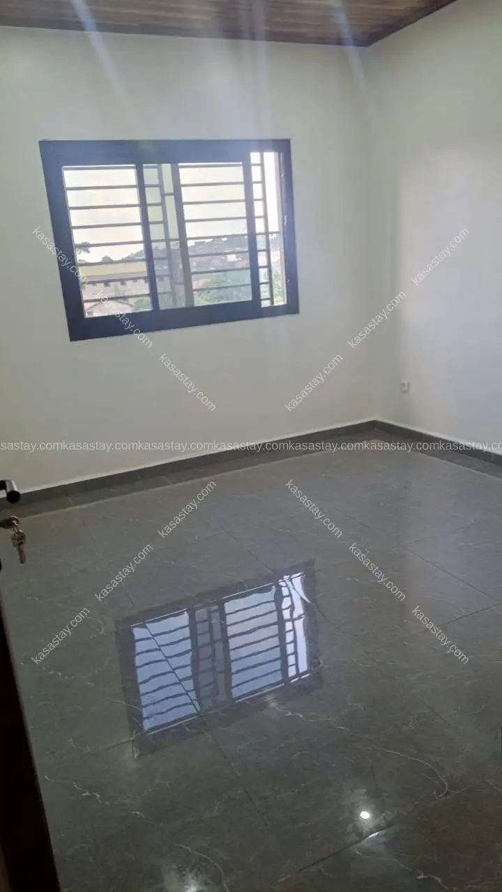Appartement à terminus odza, 2 chambres 4
