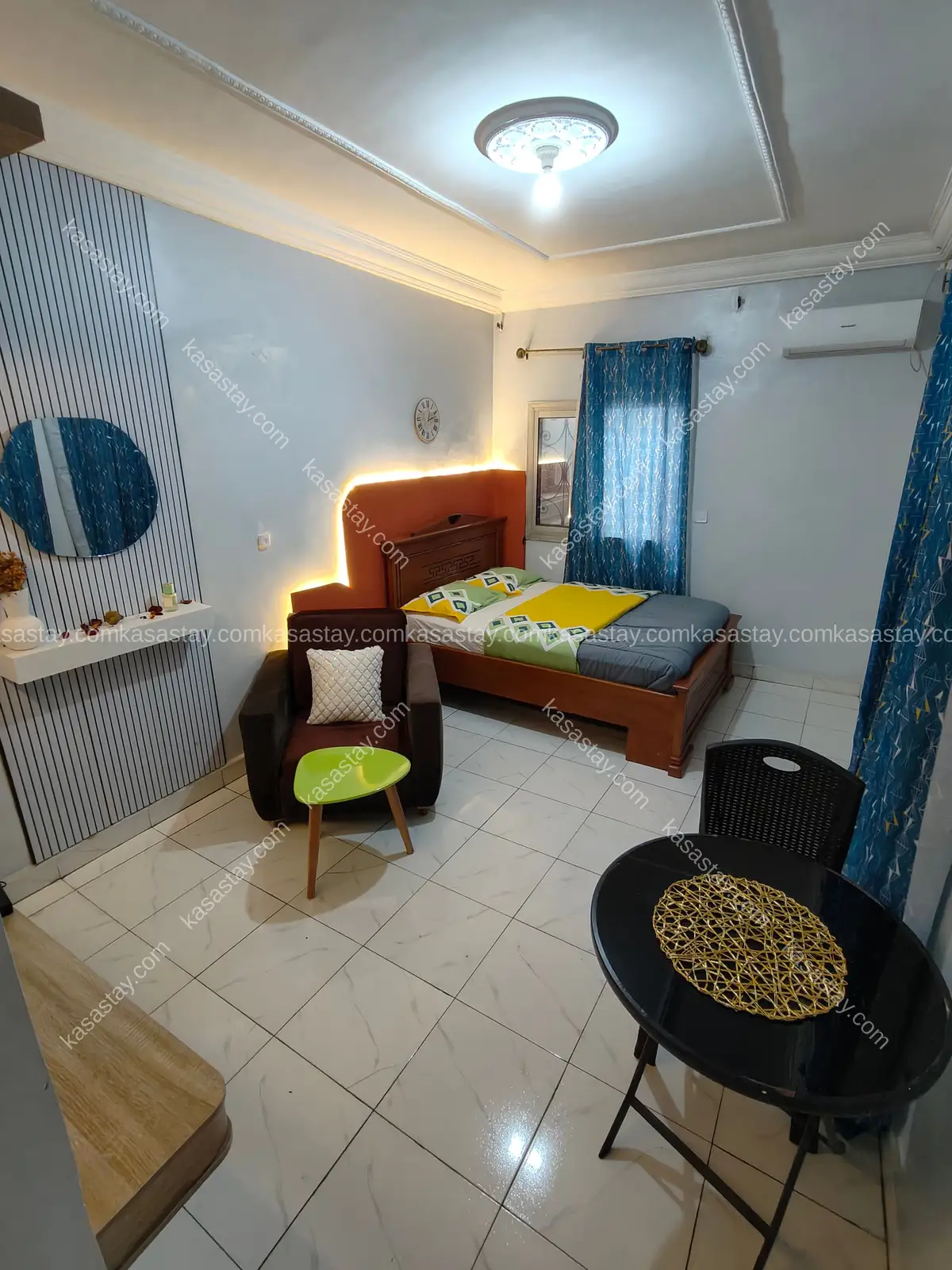 Chambre meublée Ultra luxueux au niveau du commissariat odza 3