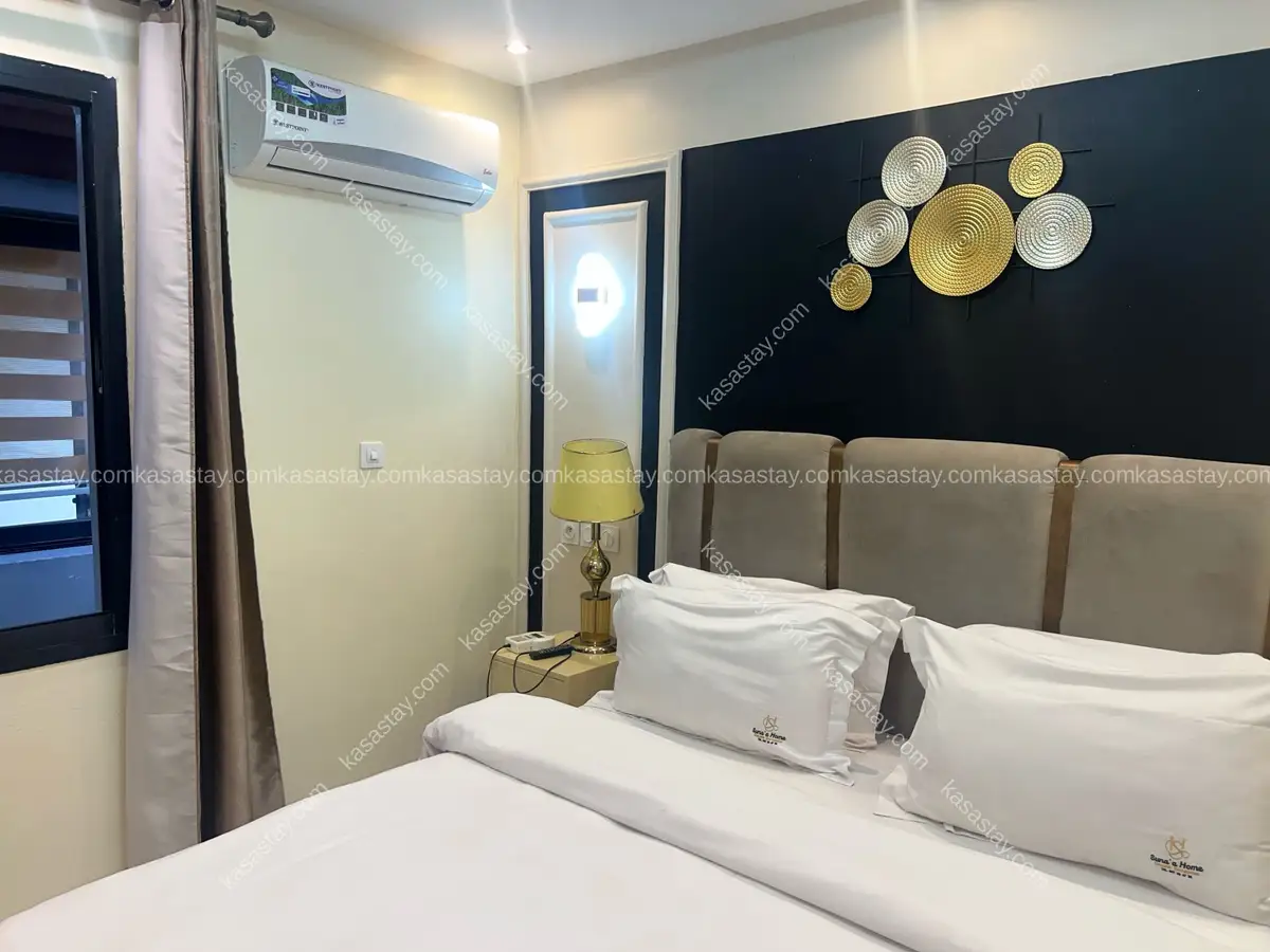 Chambre meublée standard 101 par SUNA’A HOME (Bonapriso) 2