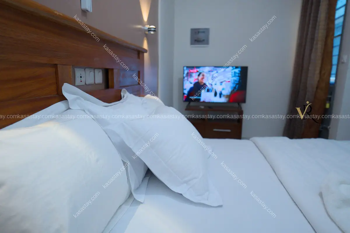 Chambres meublées américaines R2 par résidence Vinelly (total nkolbong) 3
