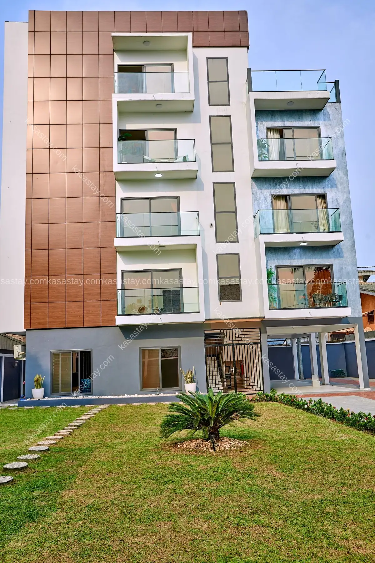 STUDIO HAUT STANDING BUANI LOGEMENT 2