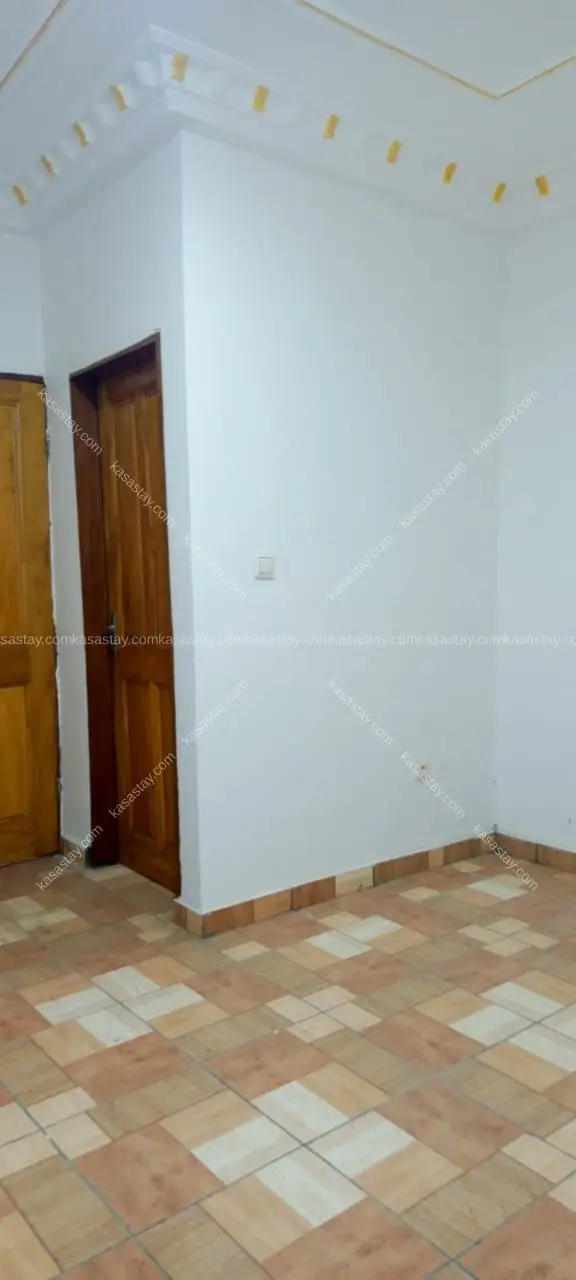 Chambre 3 par résidence Arole (kotto bangue )