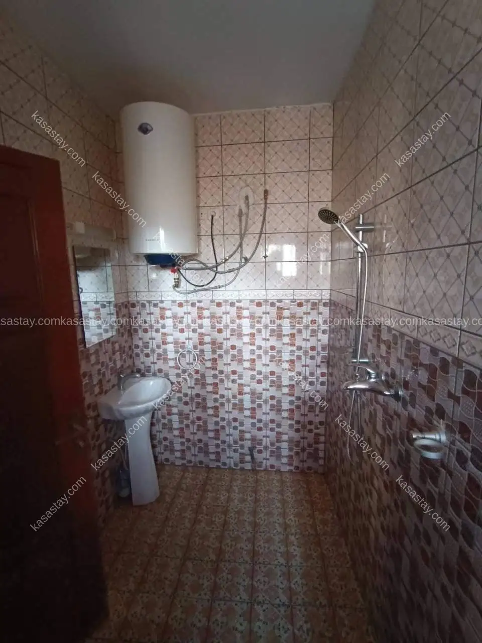 Apartment in Nkoabang, Yaoundé, 3 bedrooms 4