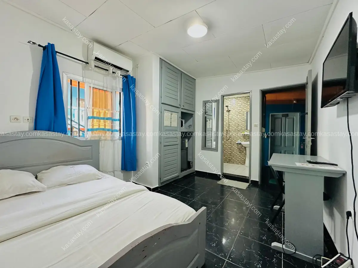 Chambre JUNIOR 1 by CP 1 - (Mosquée - Cité des palmiers)