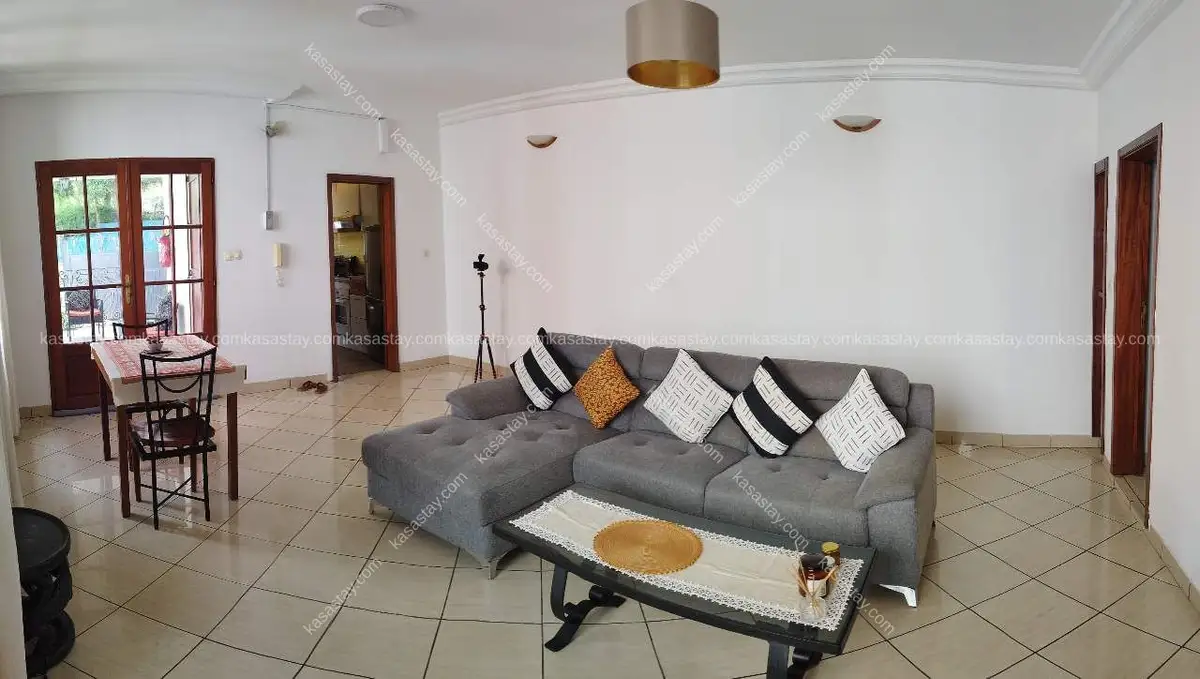 Apartment in Bonanjo 5