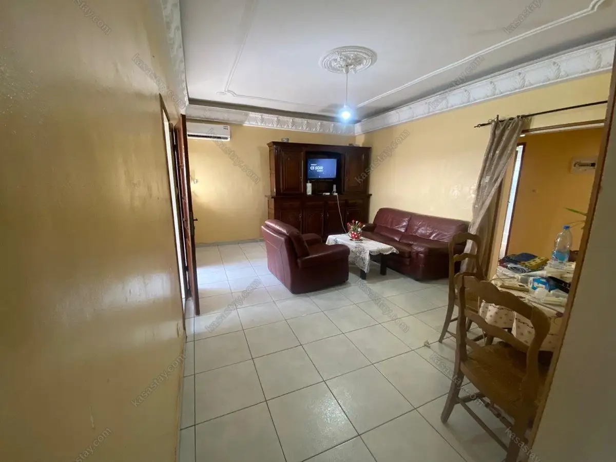 Apartment in Logpom, Douala, 3 bedrooms 3