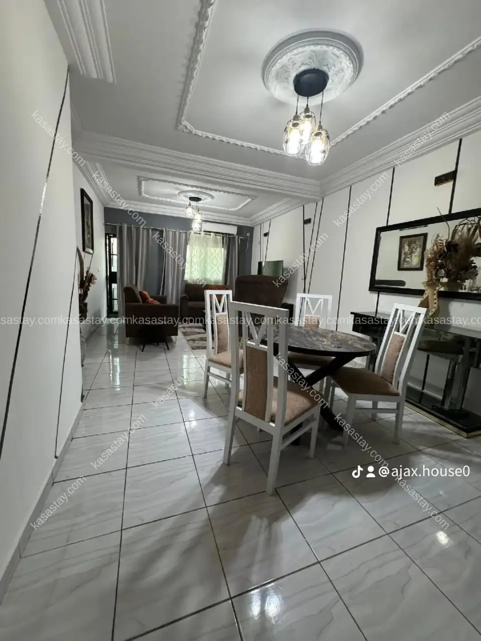 Appartement 1 par maison Ajax (logpom Charles de gaules) 3