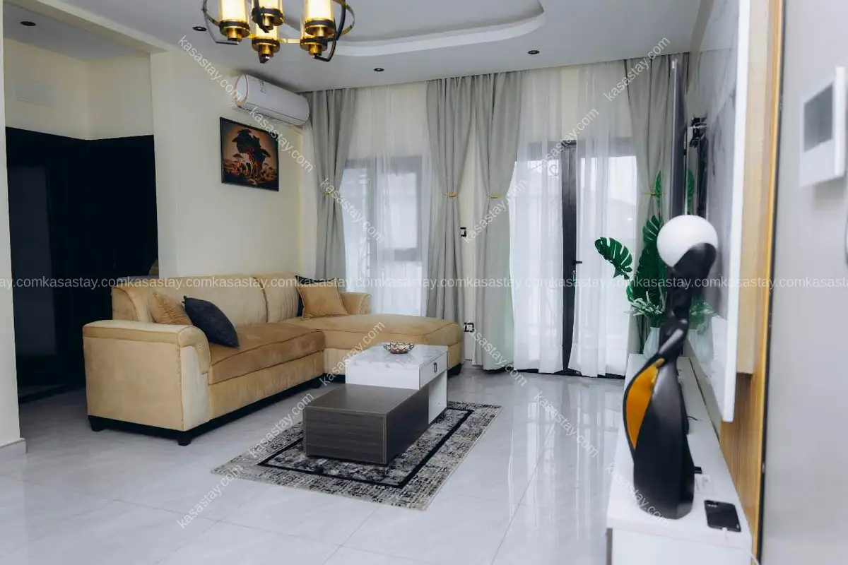 Studio in Marché de Fougerolles Yaoundé V, 1 bedroom 5