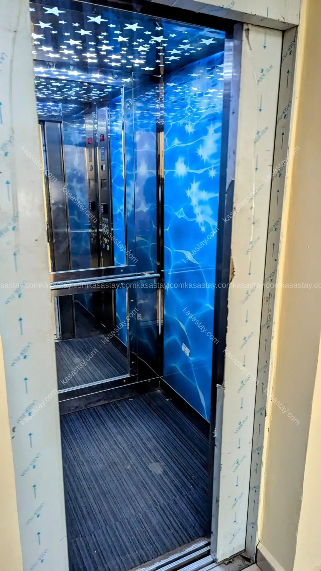 Studio meublé 4A by SCI MIAMI (BONAPRISO) 2