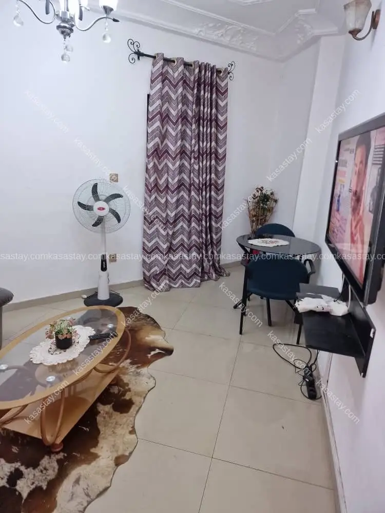 Studio in Bonamoussadi, Douala, 1 bedroom 4