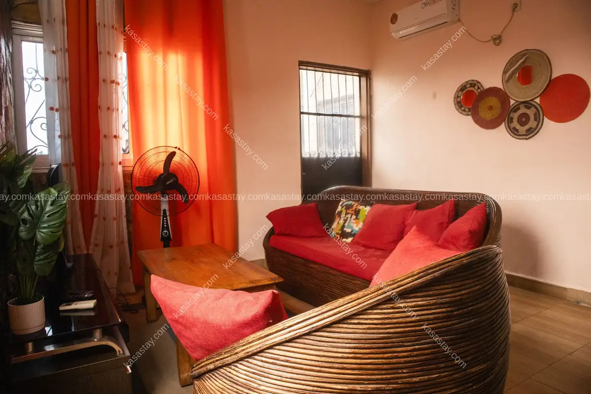 Appartement Meublé 01 by Résidence Choiseul ( bonaberi centre équestre) 2