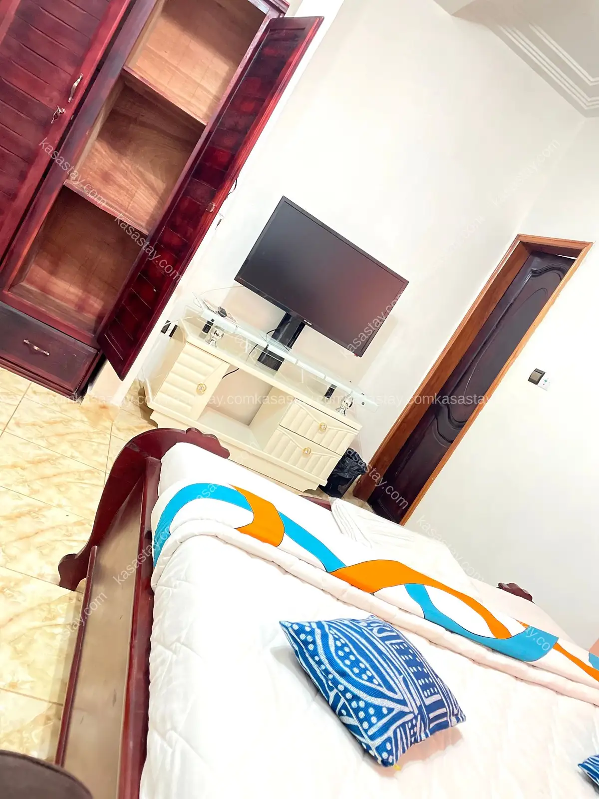 Chambre meublée 111 par NGK APPART (KAMKOP)