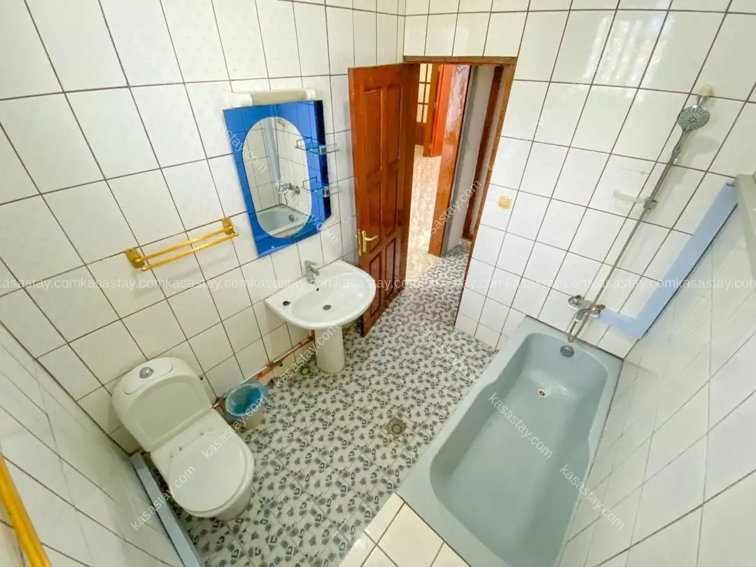 Apartment in Titi garage - quartier, 2 bedrooms 4