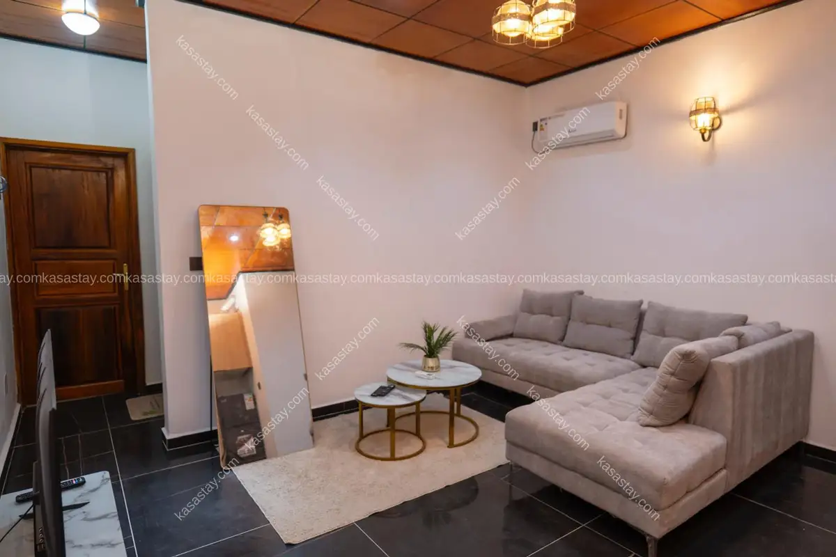 Studio meublé by Le kek immo ( bonamoussadi à 100 mètre de carrefour Market) 4