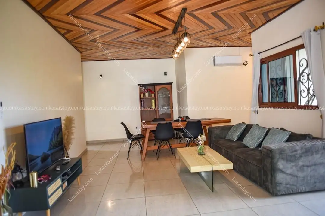Appartement meublé de 2 chambres à Mpangou 2