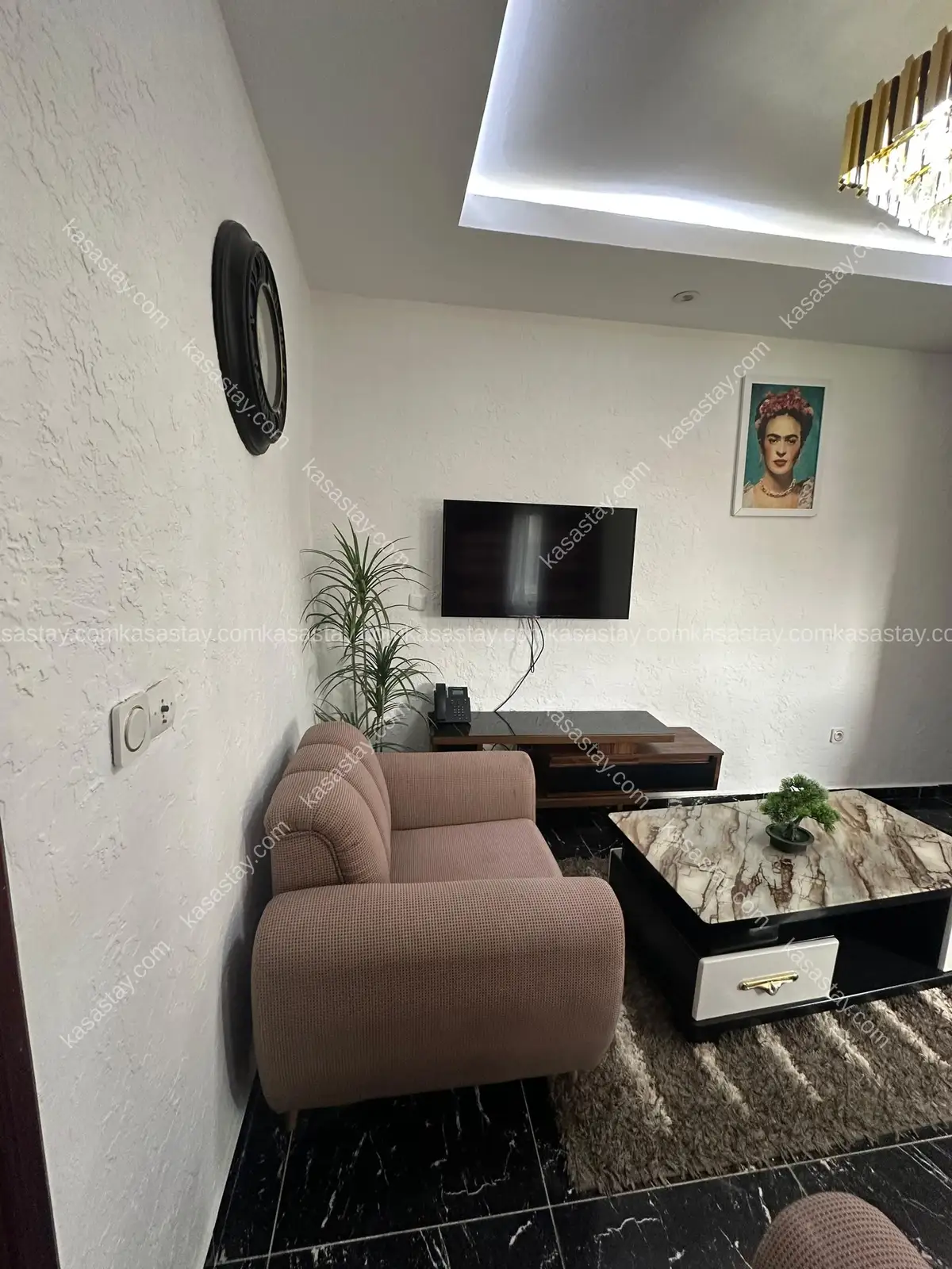 Studio meublé Cameroun by résidence TADE (MAKEPE CARREFOUR PATRICK MBOMA) 4