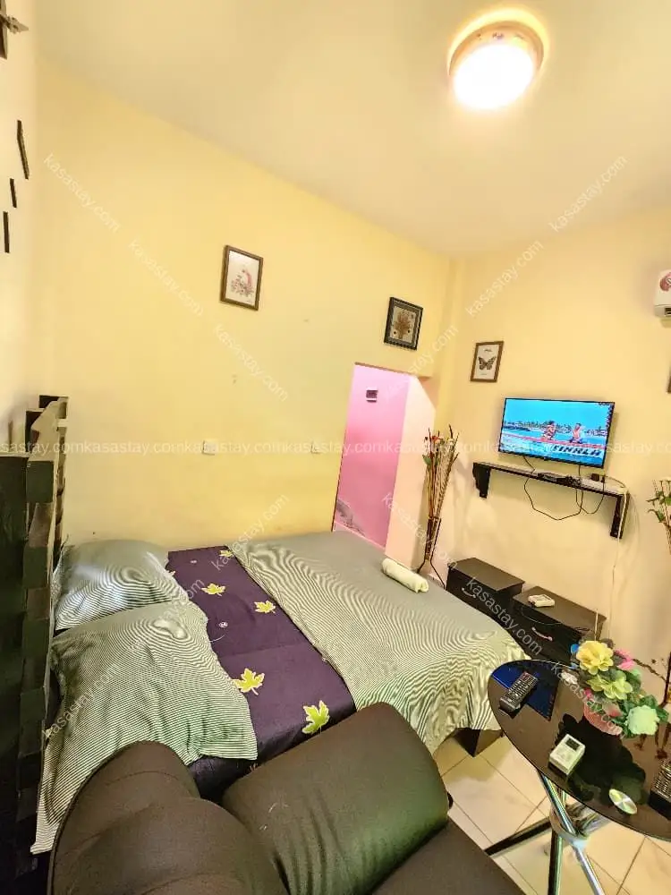 CHAMBRE MEUBLÉE DISPONIBLE À NSAM COLUMBIA 4