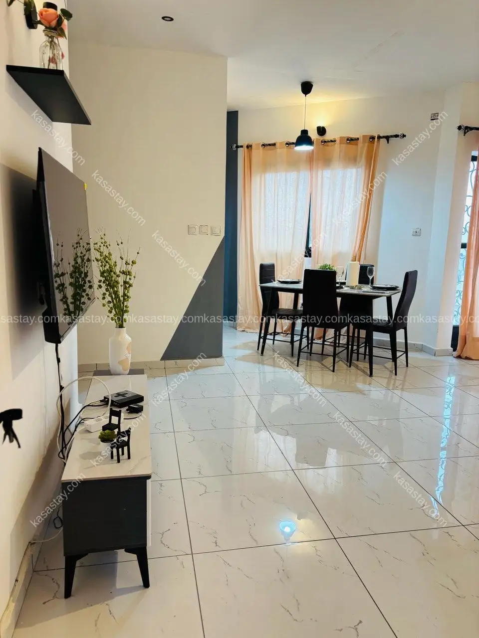 Property in 3QP8+Q8Q, Douala, 1 bedroom