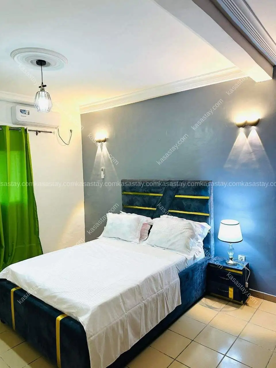 Apartment in Logpom, Douala, 2 bedrooms 4