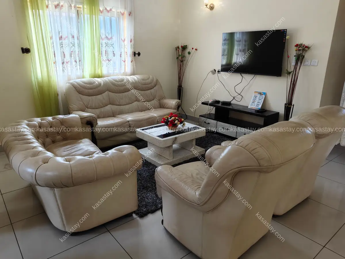 Appartement meublé 2 chambres le Mimaro situés a Mbalgong