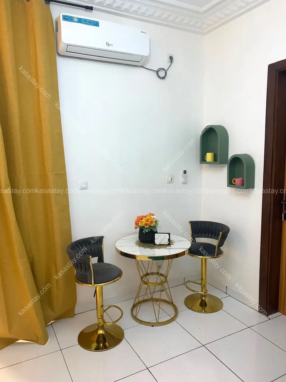 Studio in Makepe Saint Tropez, 1 bedroom 2