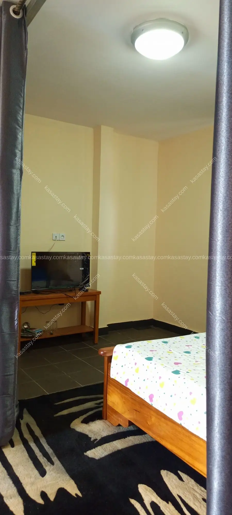 chambre meublée 3 by résidence lux klin sarl ( vallée conquête ndogbon) 5