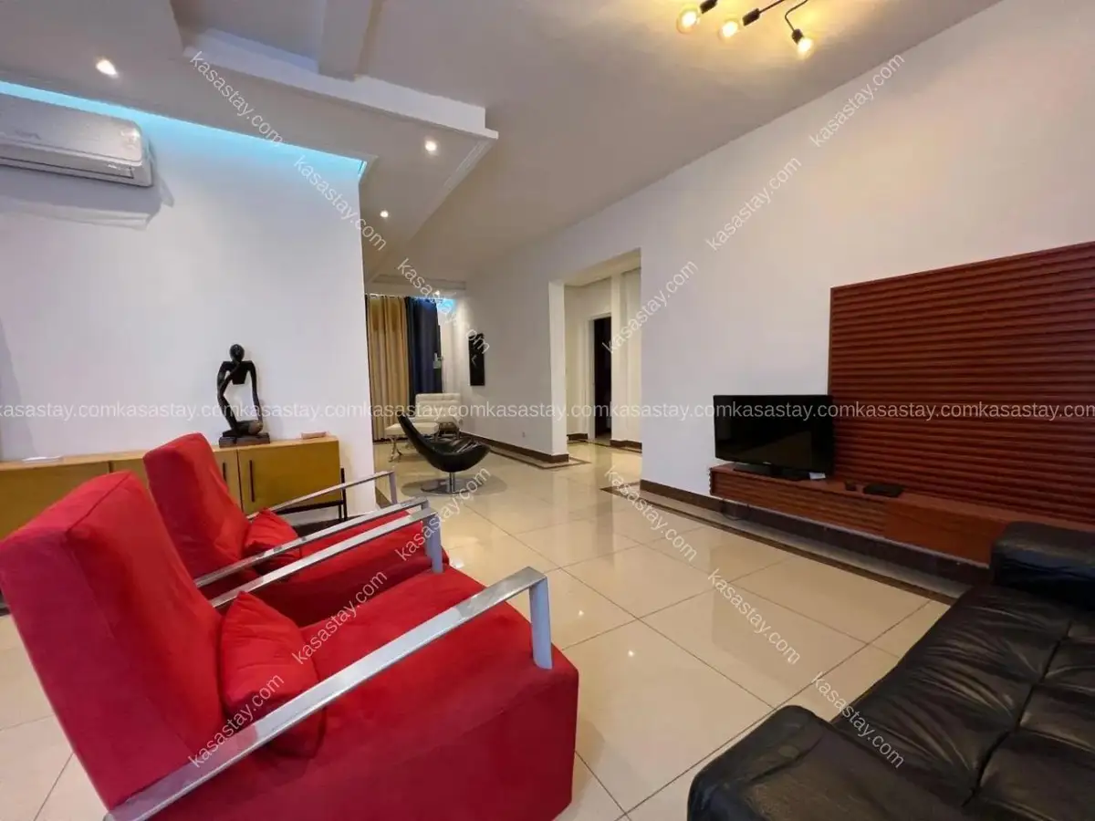 Apartment in Total Nkomo, 2 bedrooms 2